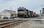 NS 4258 leads train symbol 19G westbound at Lyons Station